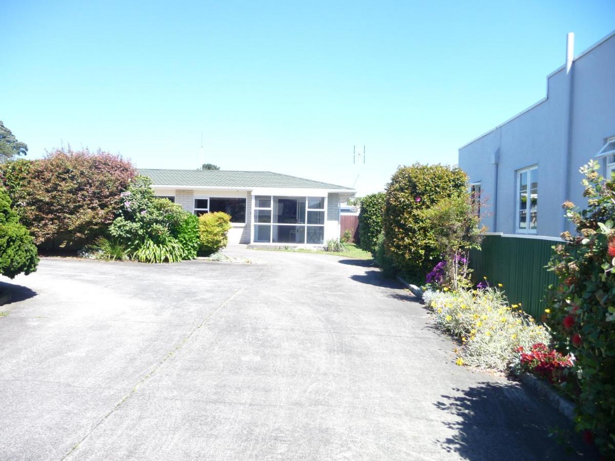 Warm & Welcome On Whiteley New Plymouth Exterior photo